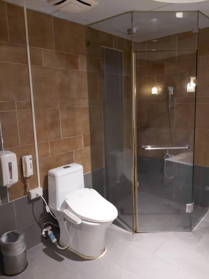 Chateau Motel Гаосюн Екстер'єр фото